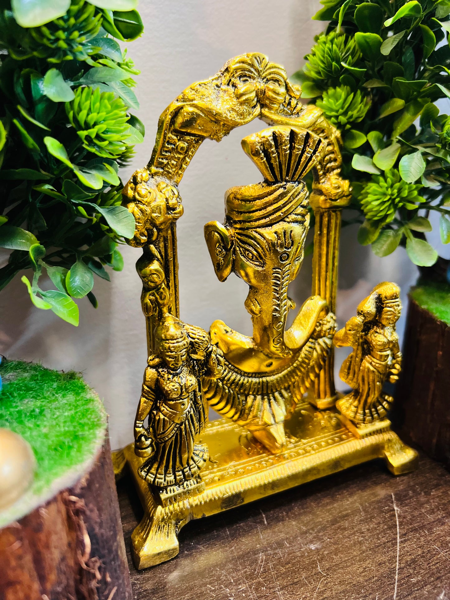 CHANDNI COLLECTION Metal Lord Ganesh Idol Statue Frame for Puja Ganesha Vaastu Figurine Showpiece