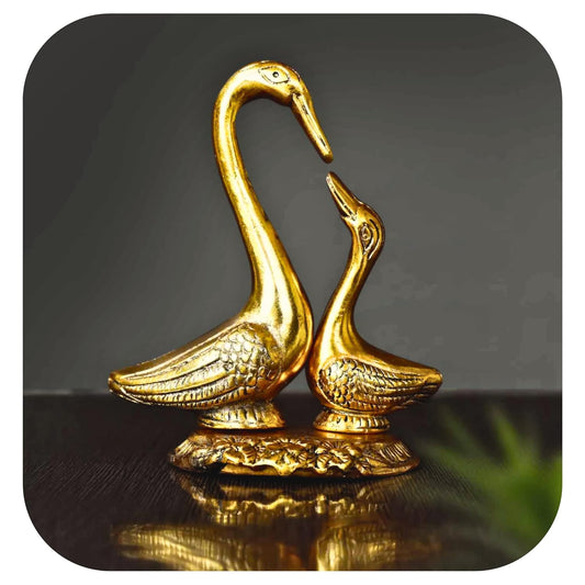 CHANDNI COLLECTION Metal Gold Plated Large Size Handicraft Kissing Swan Pair | Duck Home Decor Showpiece in Gold Metal