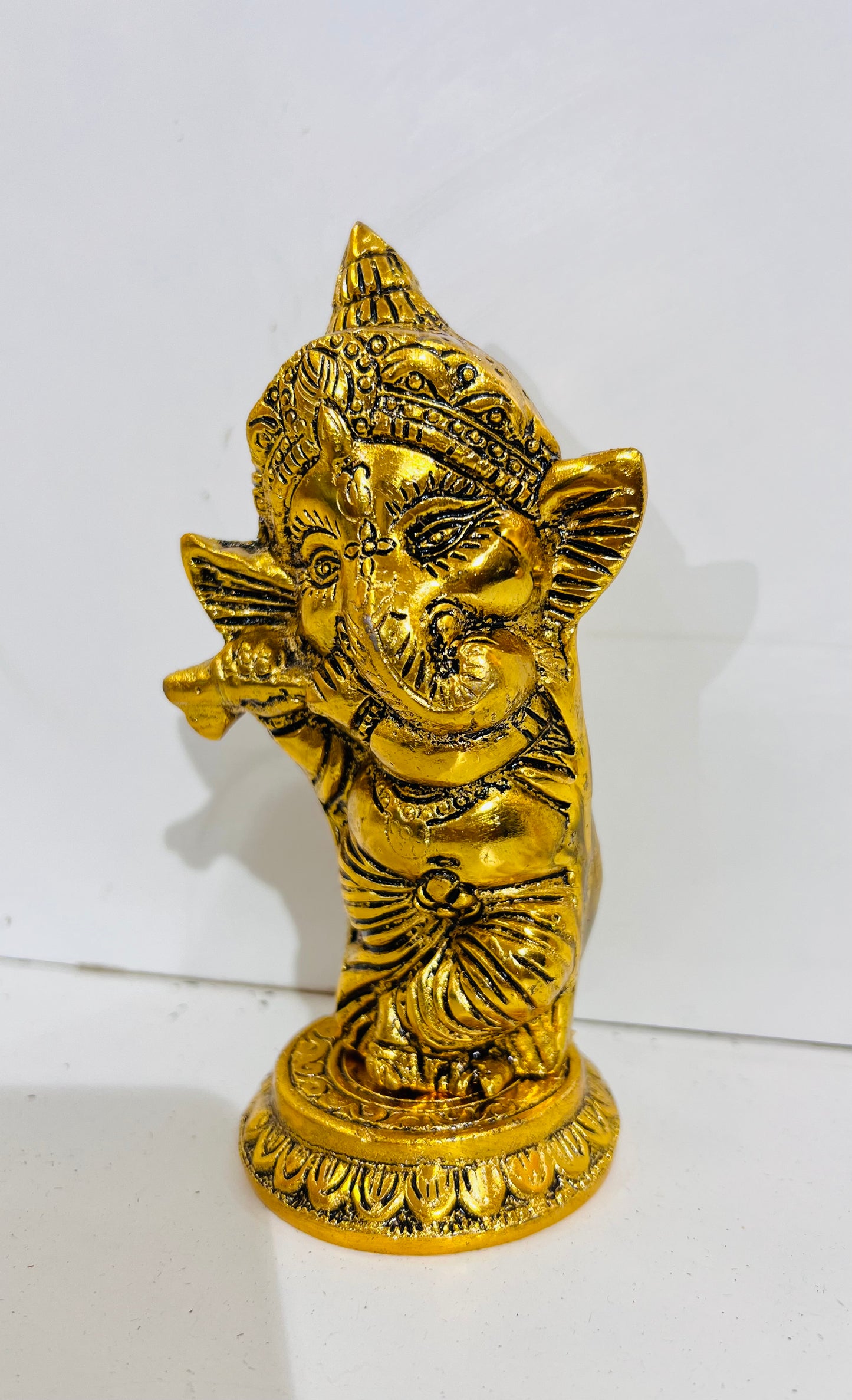 CHANDNI COLLECTION Metal Ganesha Playing Flute Murti,Ganpati Metal Statue,Home Decor,Office Decor,Showcase Decor,Ganesha Metal Satue Idol Gift for Diwali Gift,Birthday Gift,Return Gift,Corporate Gift.