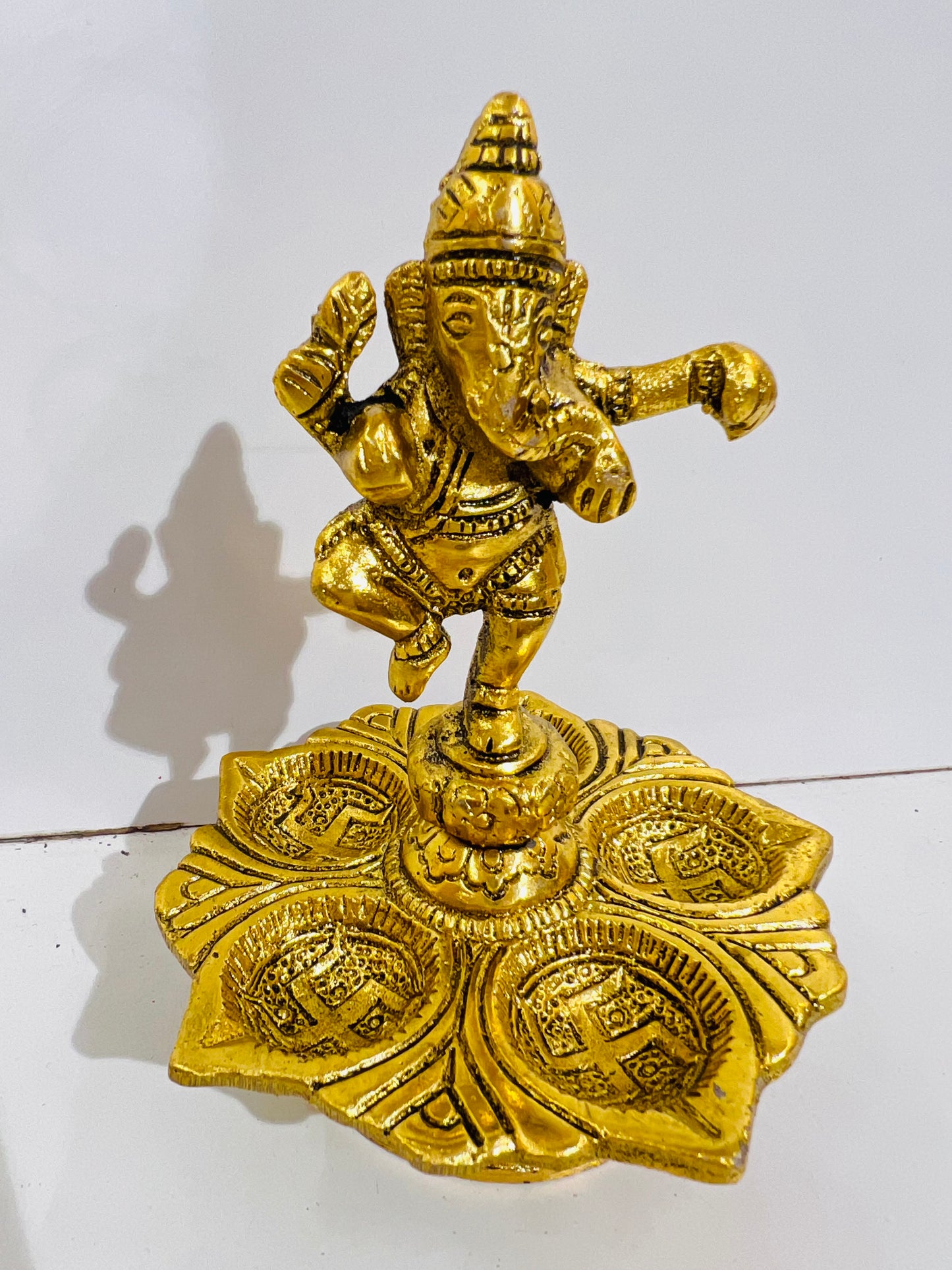 CHANDNI COLLECTION Metal Dancing Ganesh Diya with 5 Wick Holder with Stand for Pooja Room Diwali Home Decoration Antique Lord Ganesha Diya for Temple Oil Lamp Showpiece (Golden)